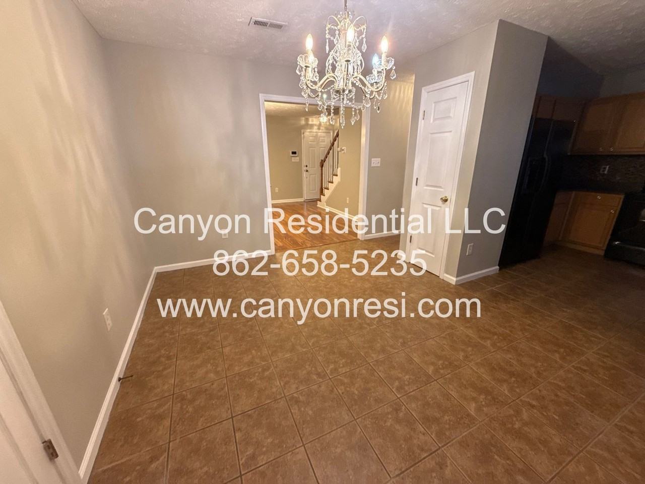 2544 Forest Lodge Dr - Photo 6 of 12