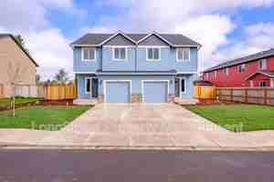 featured image of 272 Gwinn St E