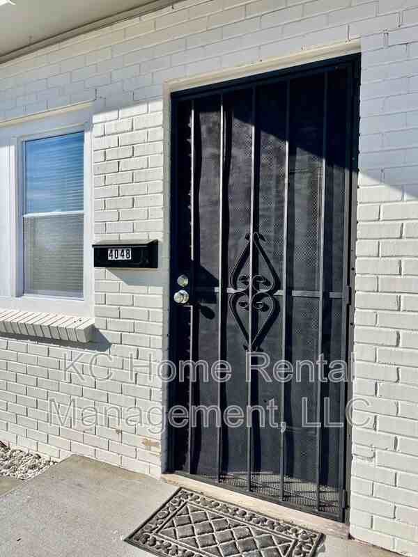 4048 Paseo Blvd - Photo 3 of 23