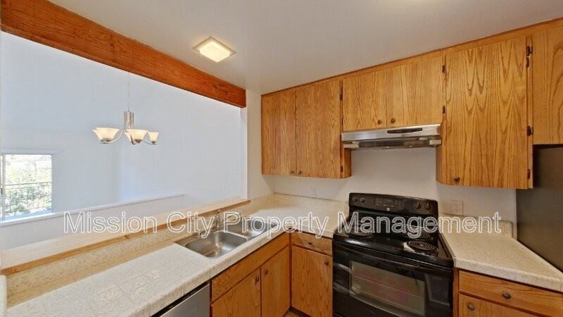 644 W Ortega St #D - Photo 3 of 14