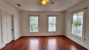 featured image of 32 32 UP Sanford St