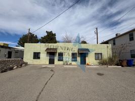 featured image of 2325 College St