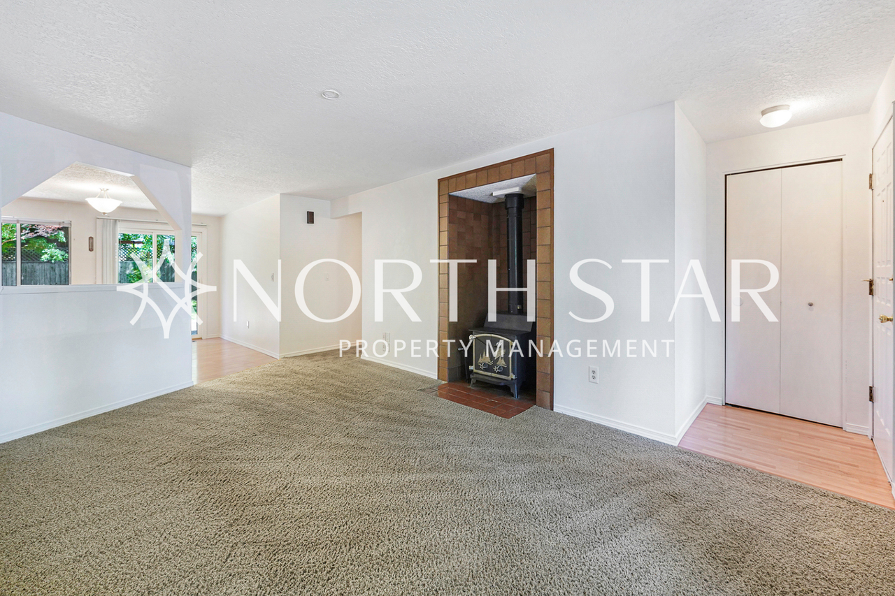 6269 Sw Southwood Dr - Photo 5 of 37