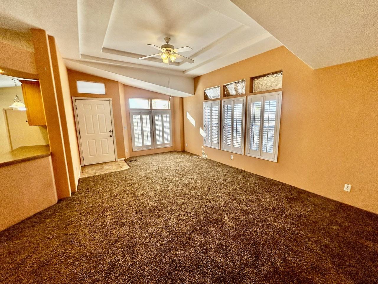 13252 E 50th St - Photo 2 of 29