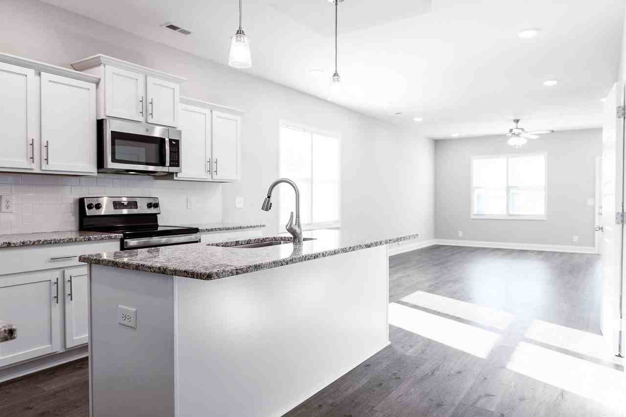 302 Elwell Rd - Photo 2 of 30