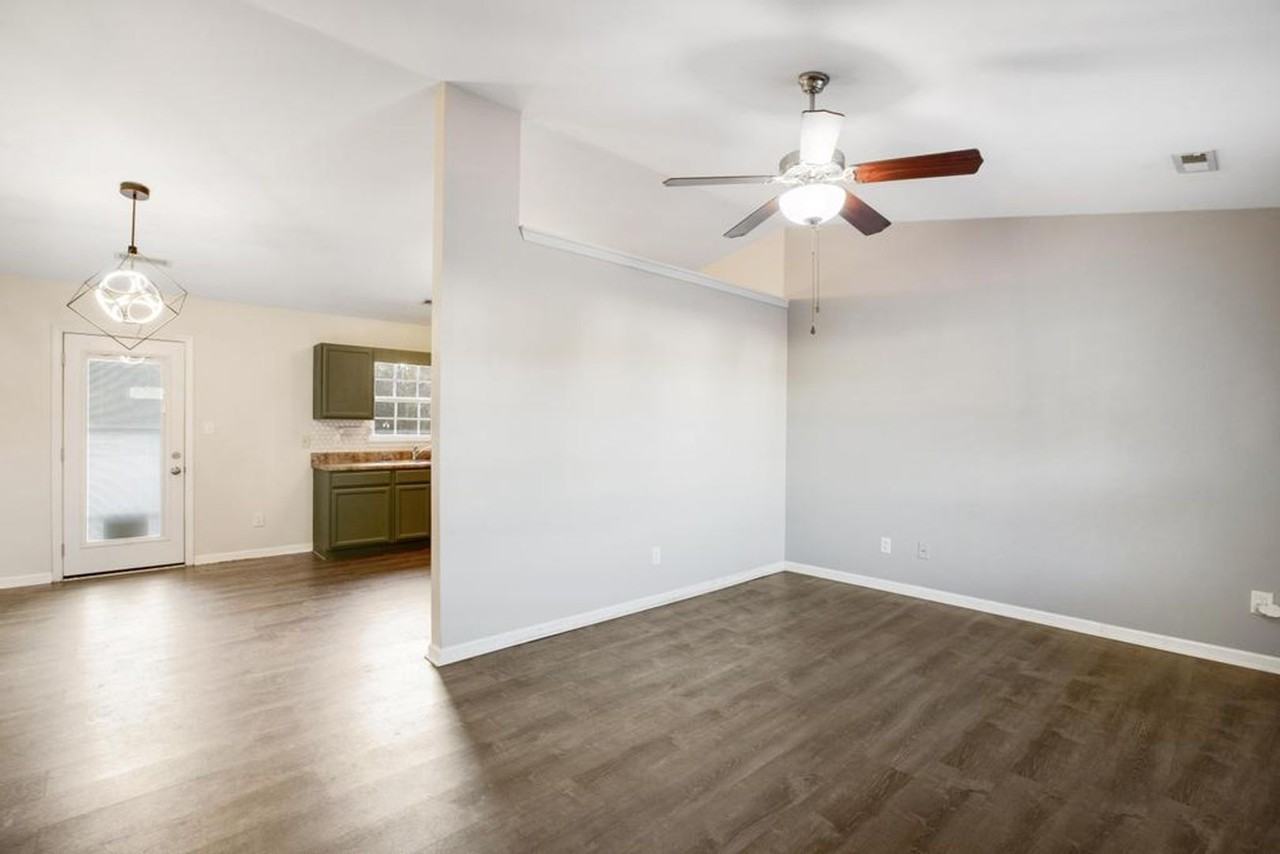 106 Lois Ct - Photo 3 of 23