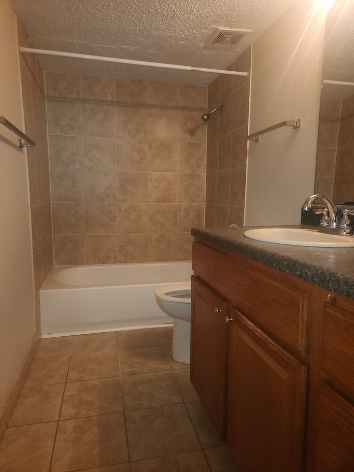 114 Menlo Dr - Photo 7 of 29