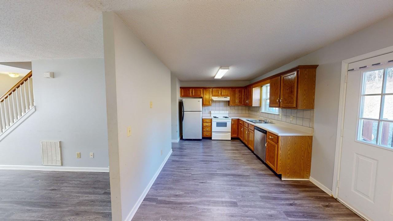 656 Wilderness Trl - Photo 6 of 23