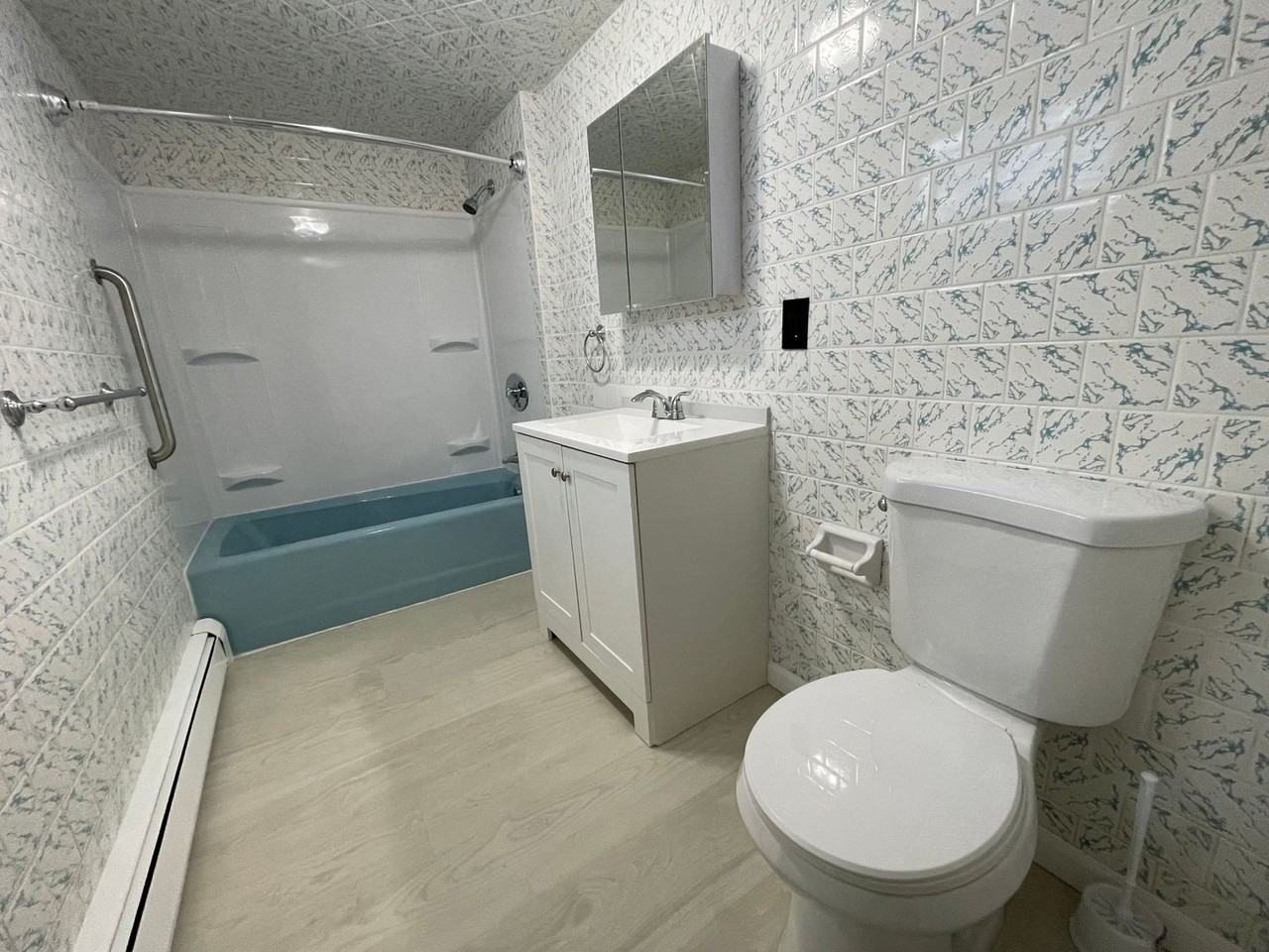 18 Newhall St - Photo 2 of 22