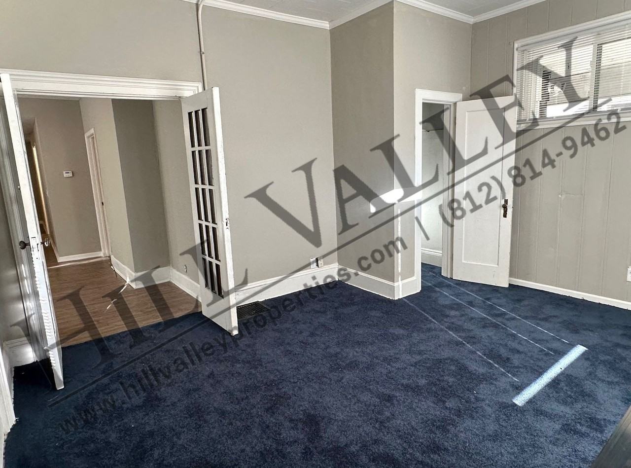 1121 S 7th St - Photo 5 of 15