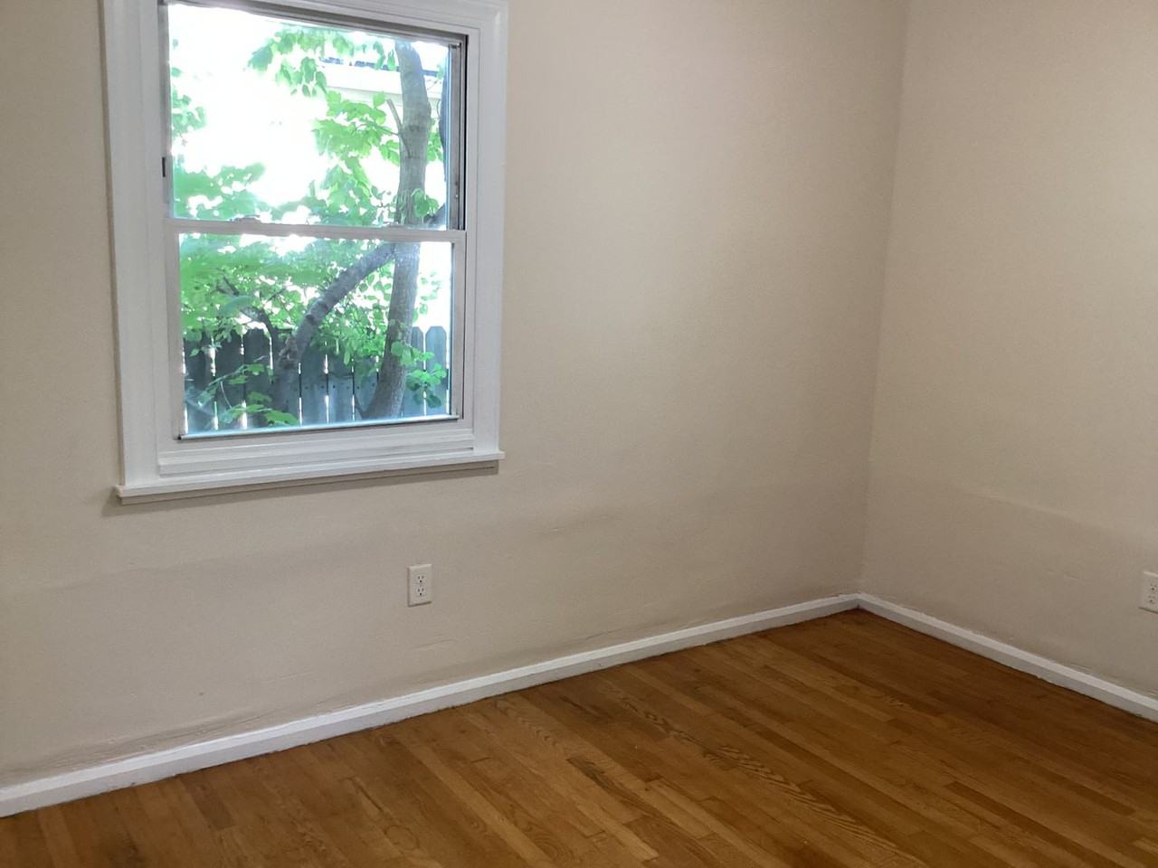 4934 N 53rd St - Photo 7 of 11