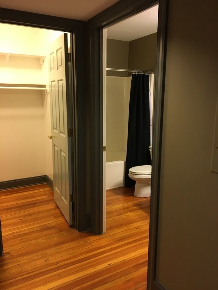 100 W Court St - Photo 3 of 14