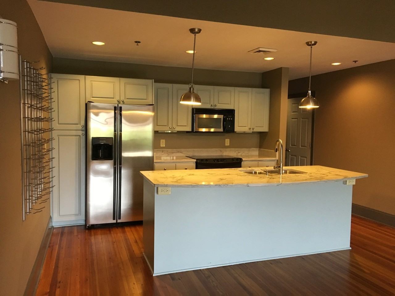100 W Court St - Photo 6 of 14