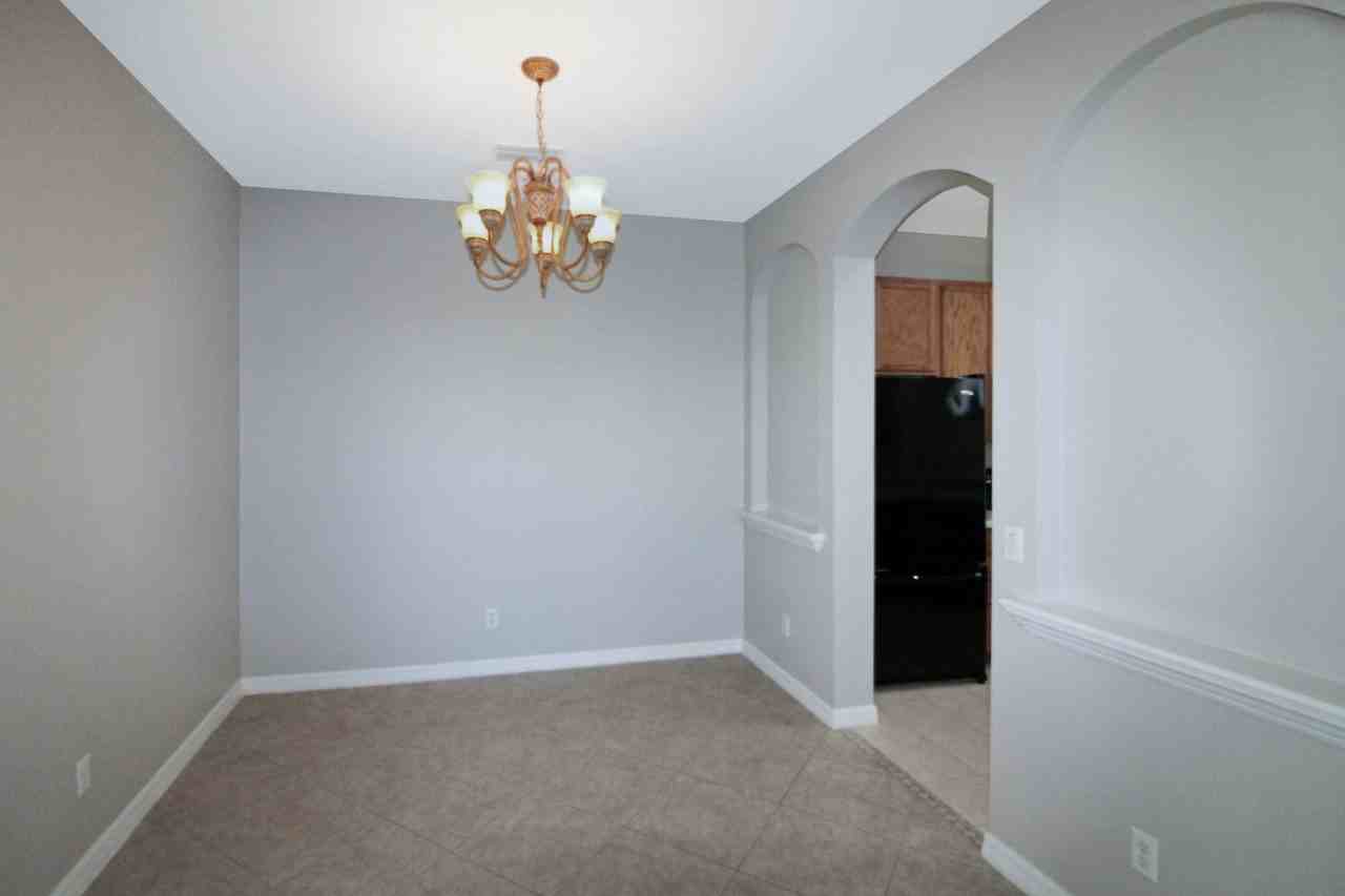 1145 Jonah Dr - Photo 3 of 11