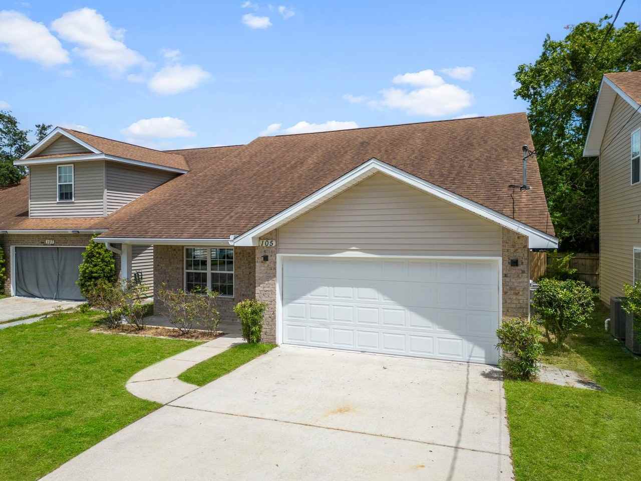 105 Scranton St - Photo 3 of 42