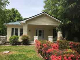 809 N Main St - Photo 1 of 1