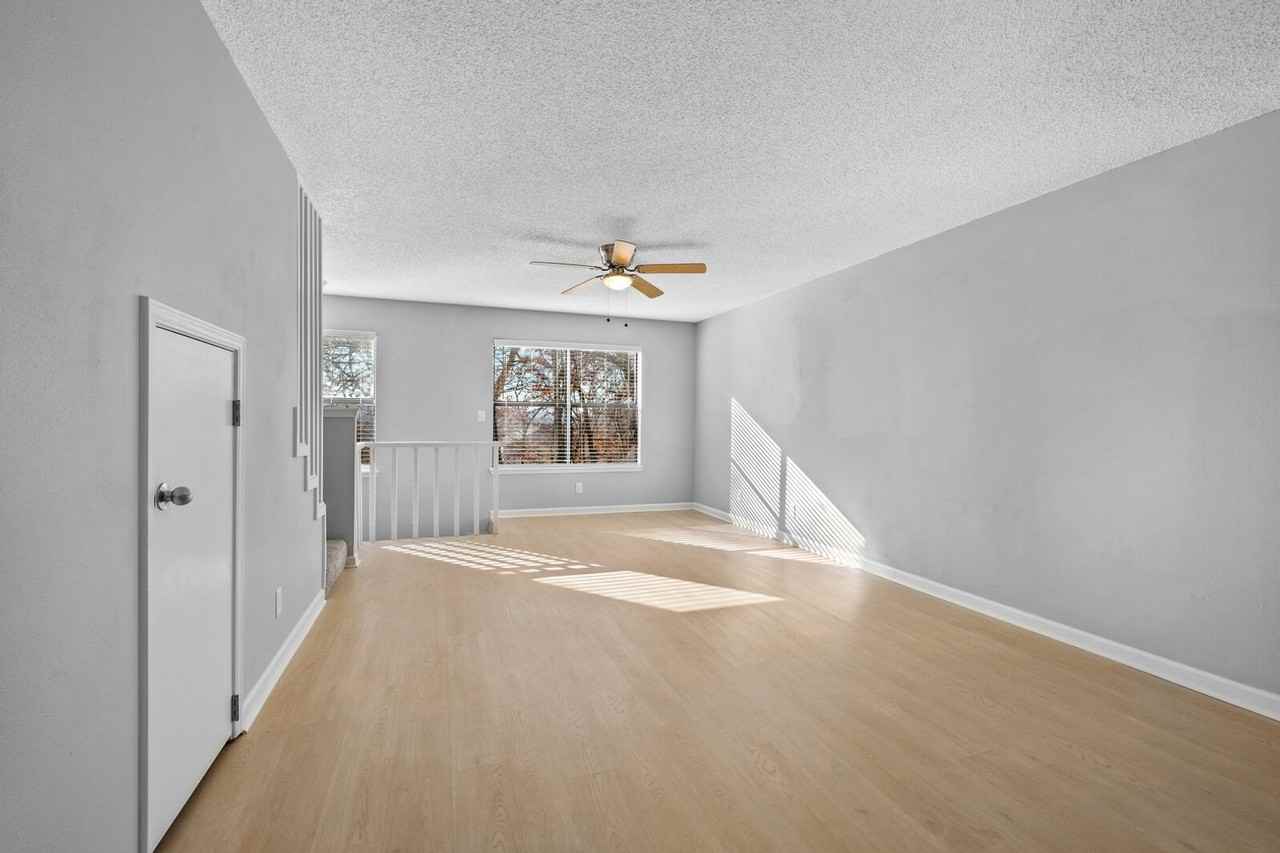 1377 E Sequoyah Ct - Photo 3 of 24