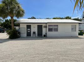 featured image of 1746 S Tamiami Trl