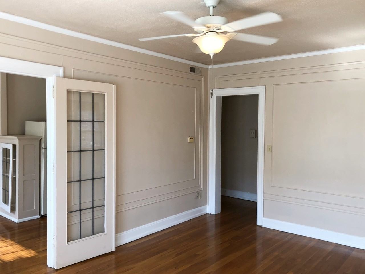 205 - MERIDIAN PLAZA APARTMENTS - Photo 6 of 27