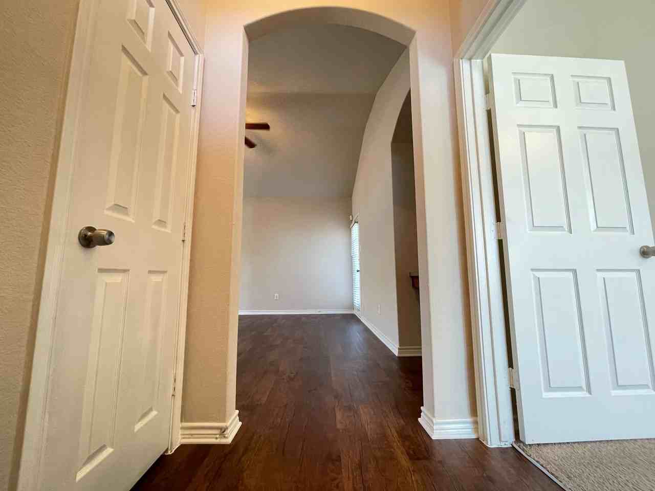 2029 Beacon Way - Photo 2 of 20