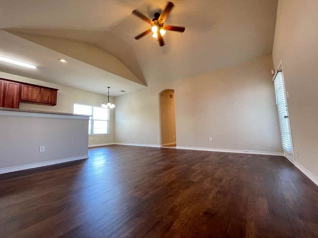 2029 Beacon Way - Photo 3 of 20