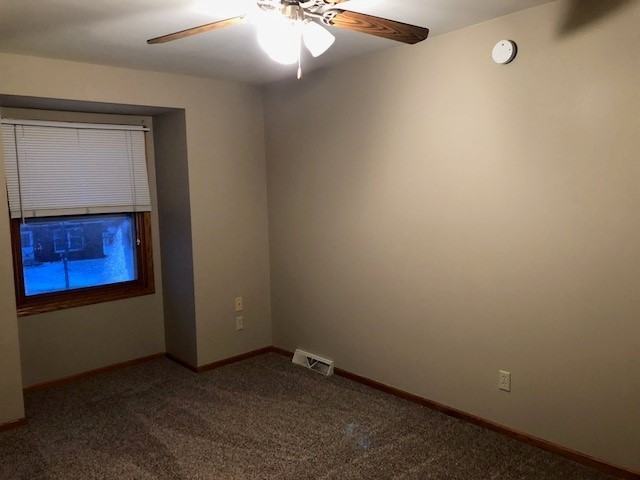 1961 Camden Ln - Photo 2 of 11