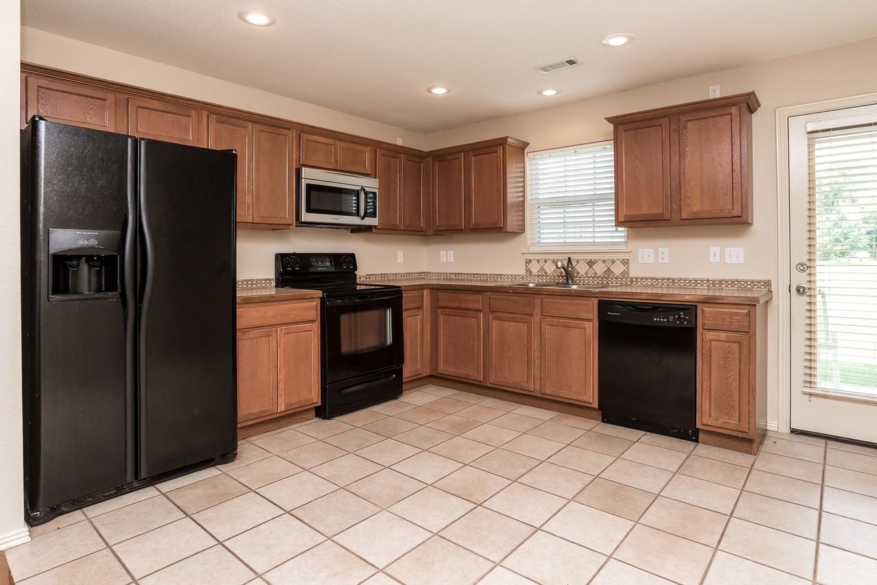 4356 W Serviceberry Dr - Photo 3 of 14