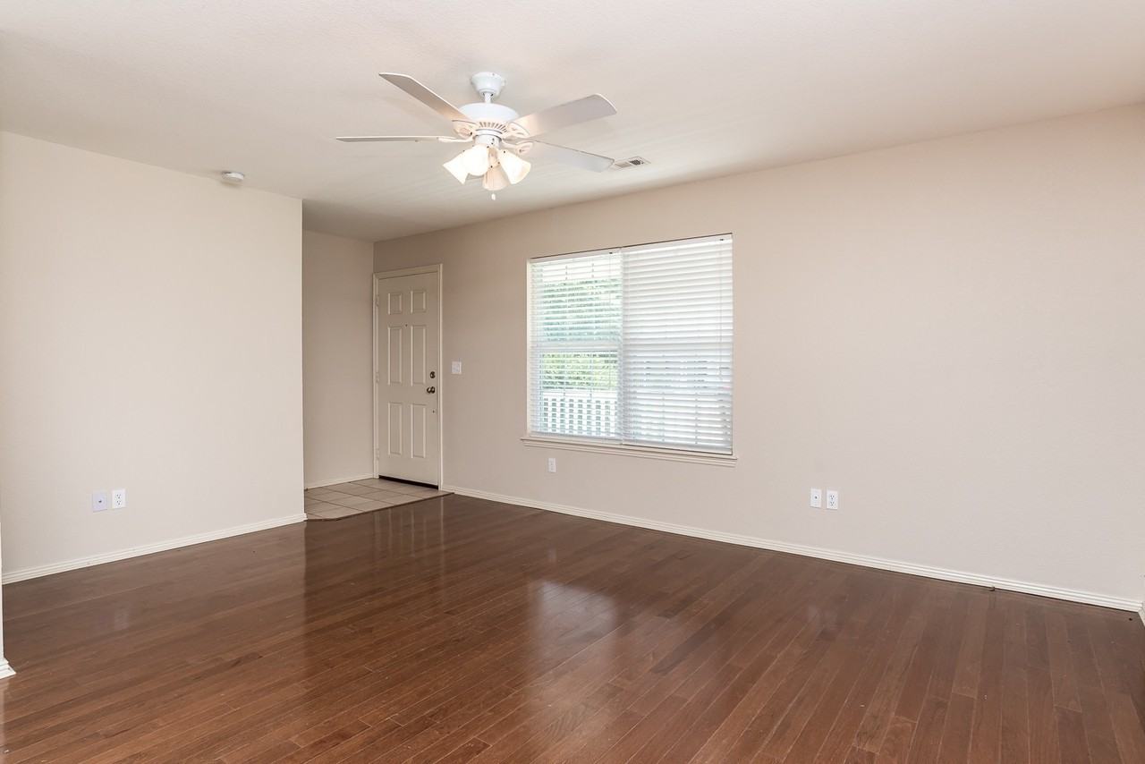 4356 W Serviceberry Dr - Photo 4 of 14