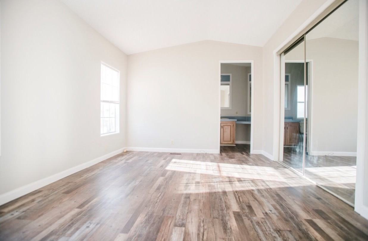 6916 Sunrise Dr - Photo 2 of 36