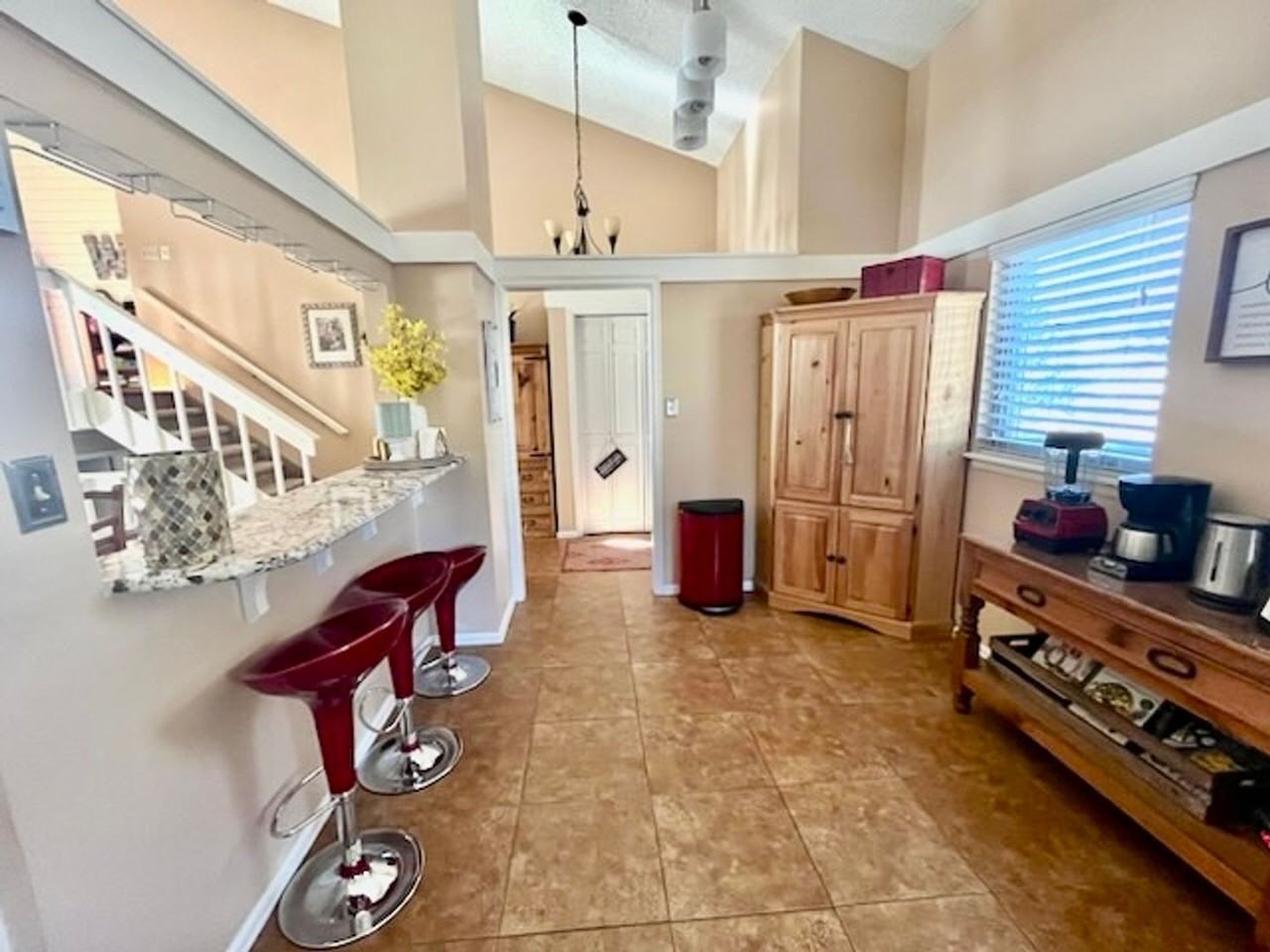 6515 Red Feather Dr - Photo 4 of 23