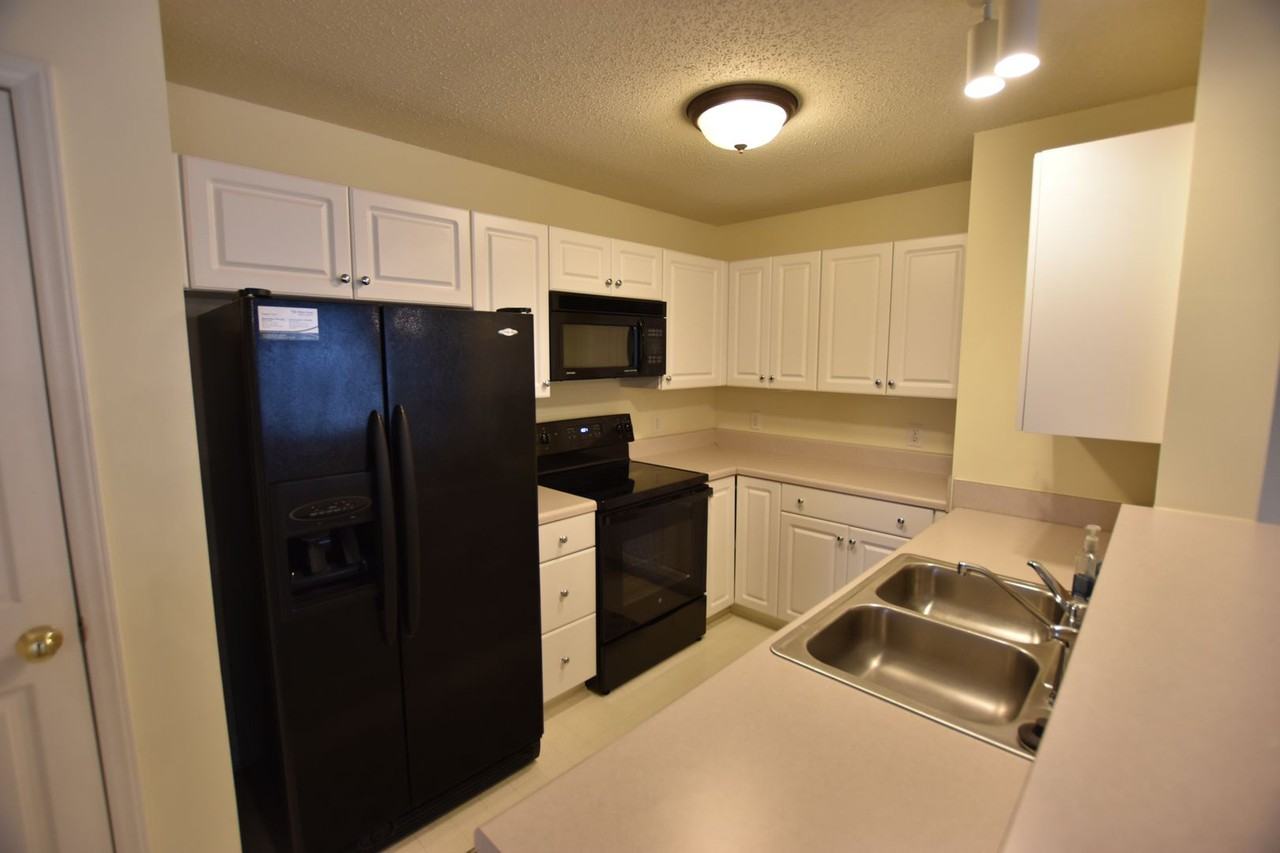 424 Mill Pond Dr - Photo 5 of 12