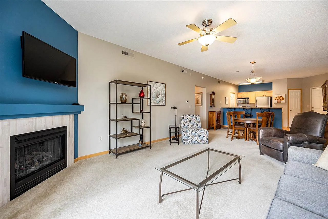 2452 Cascade Ln - Photo 3 of 14