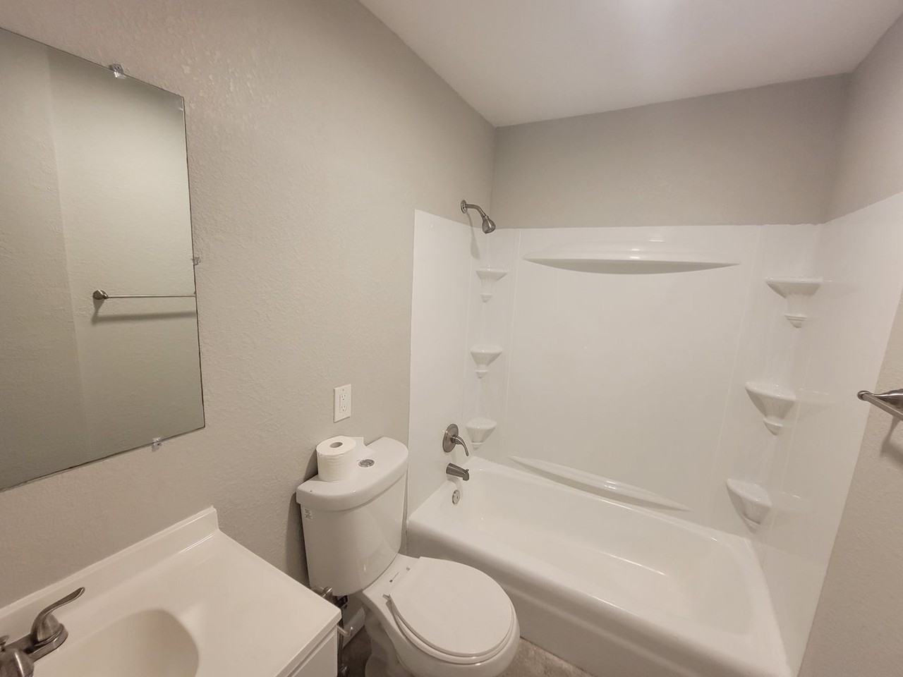 5039 Belmeade Rd - Photo 6 of 12