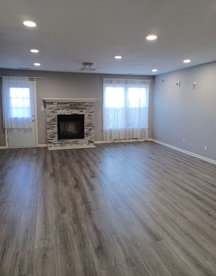 1332 Orillia Rd - Photo 6 of 18