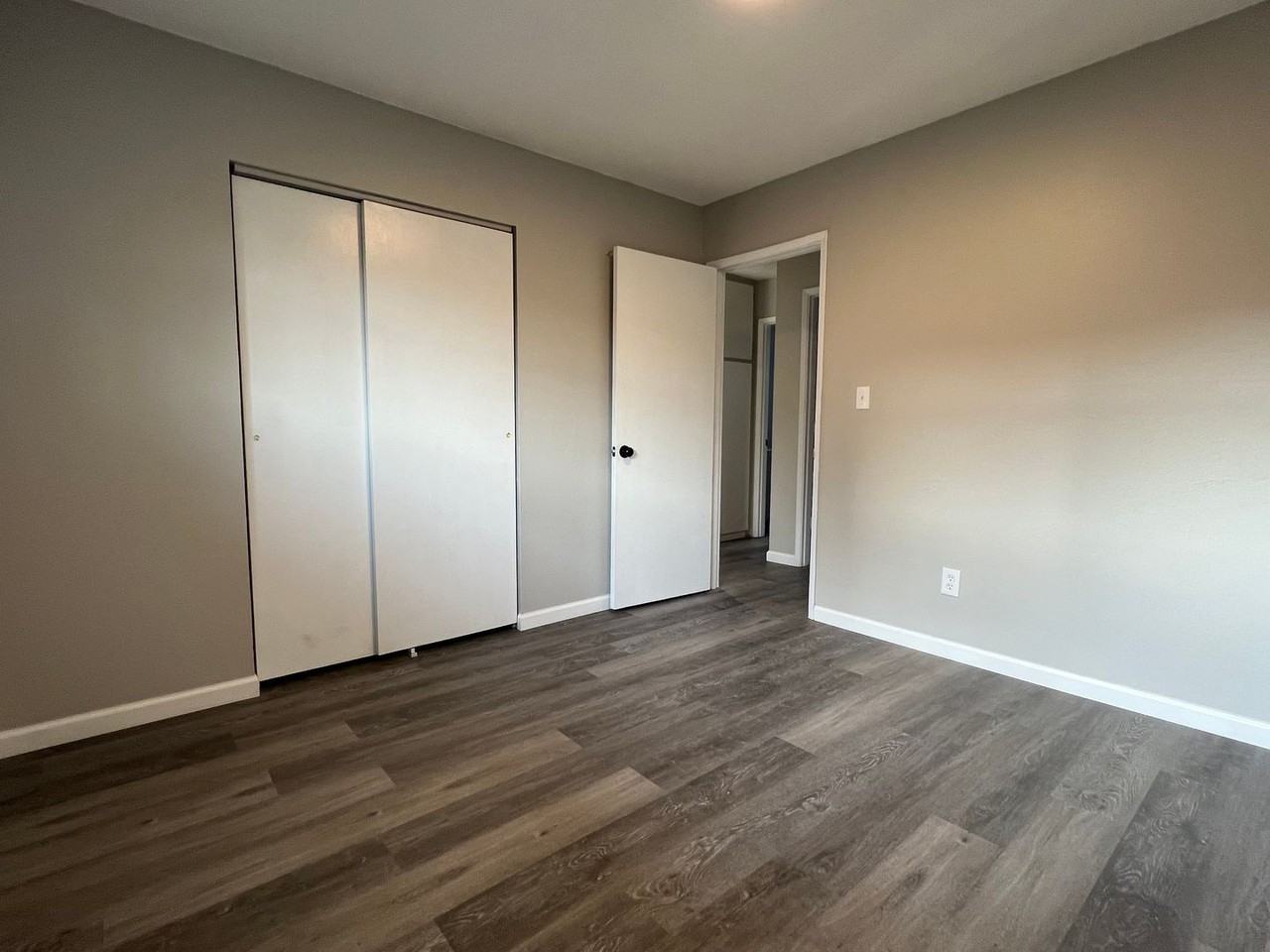 919 E Pine St #B - Photo 5 of 10