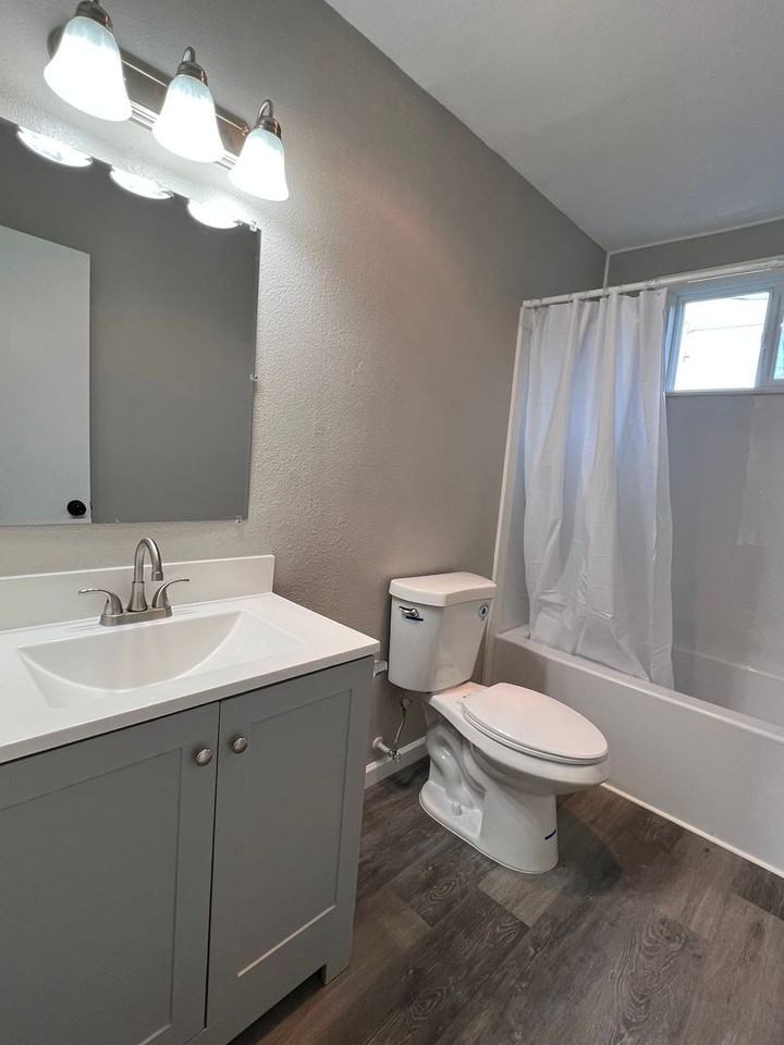 919 E Pine St #B - Photo 7 of 10