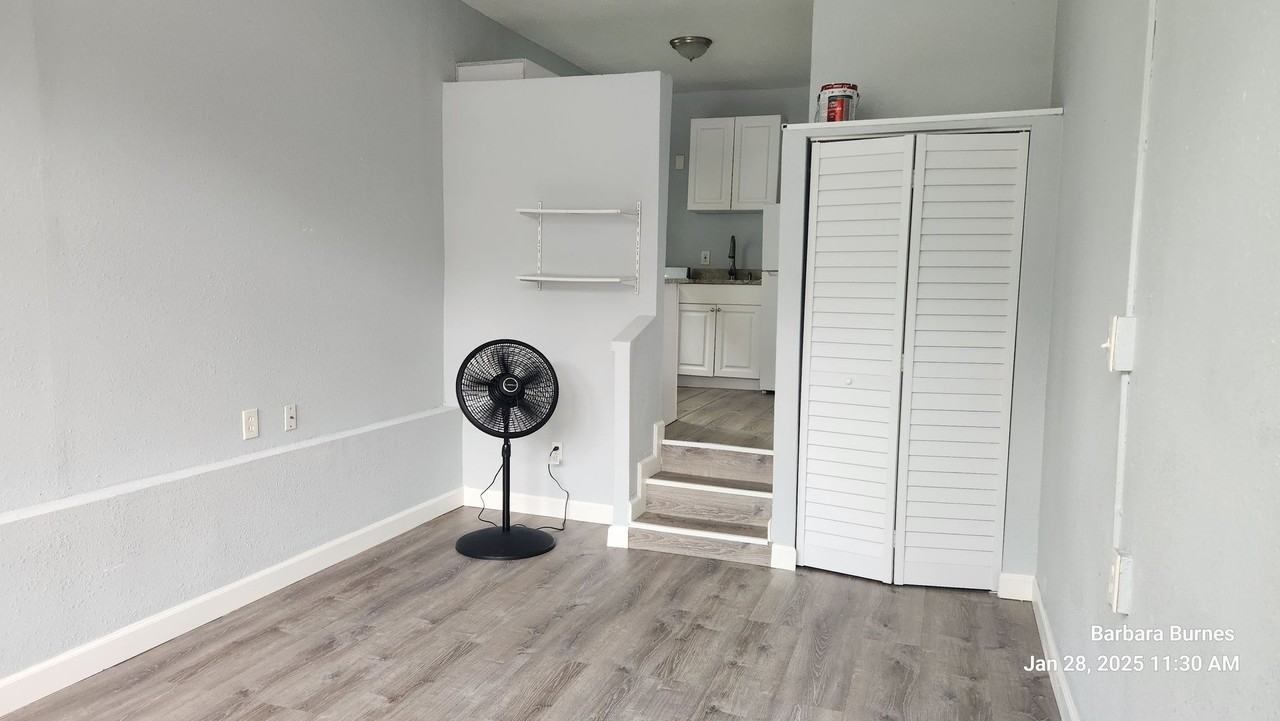 205 Shady Pl. - Photo 3 of 7