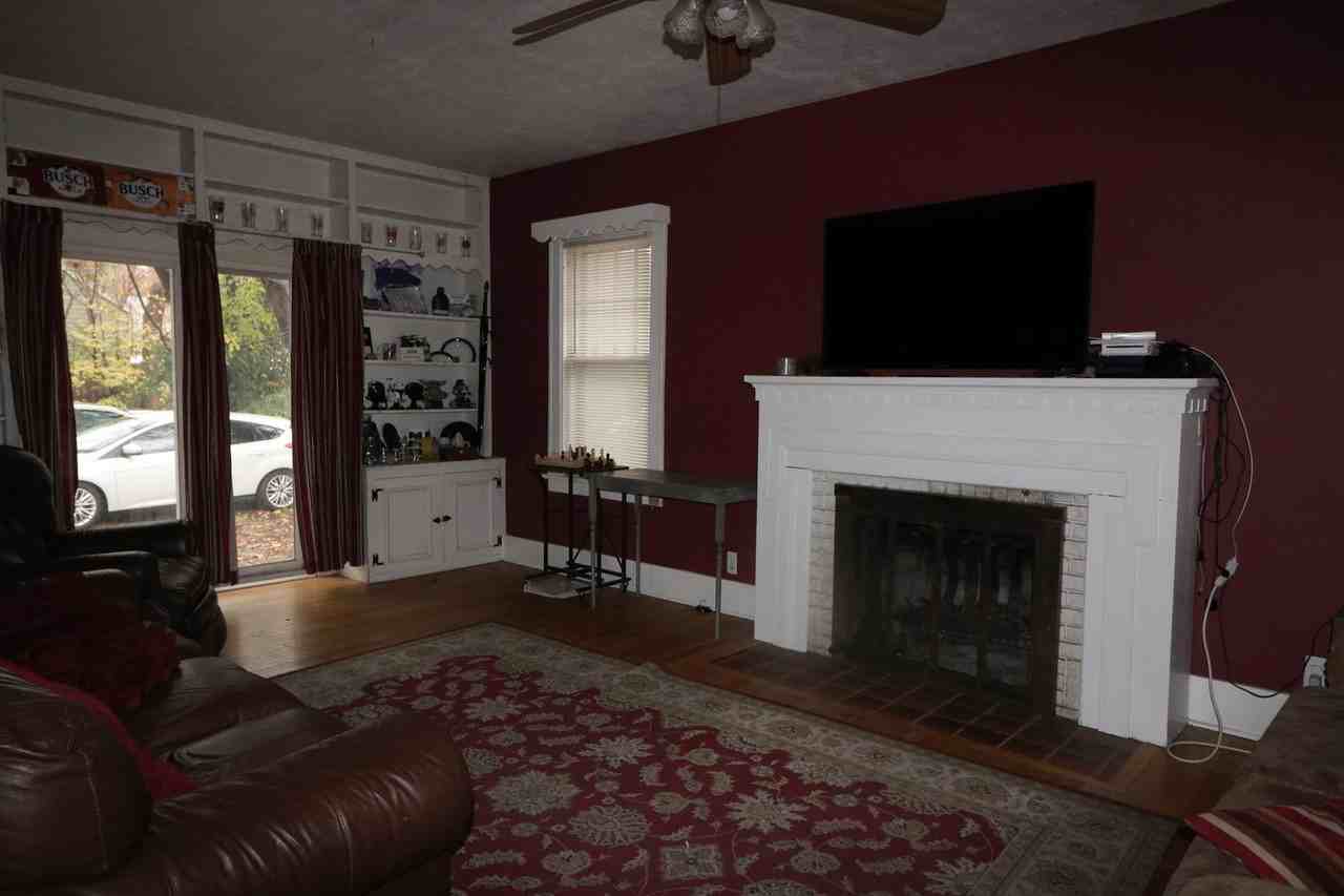 1825 Anderson Ave - Photo 2 of 14