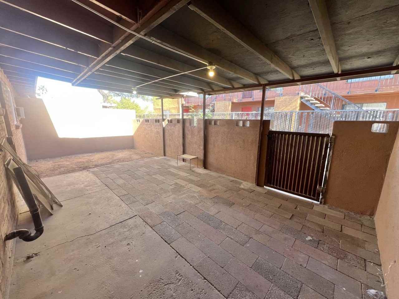 184 W Prince Rd - Photo 2 of 7