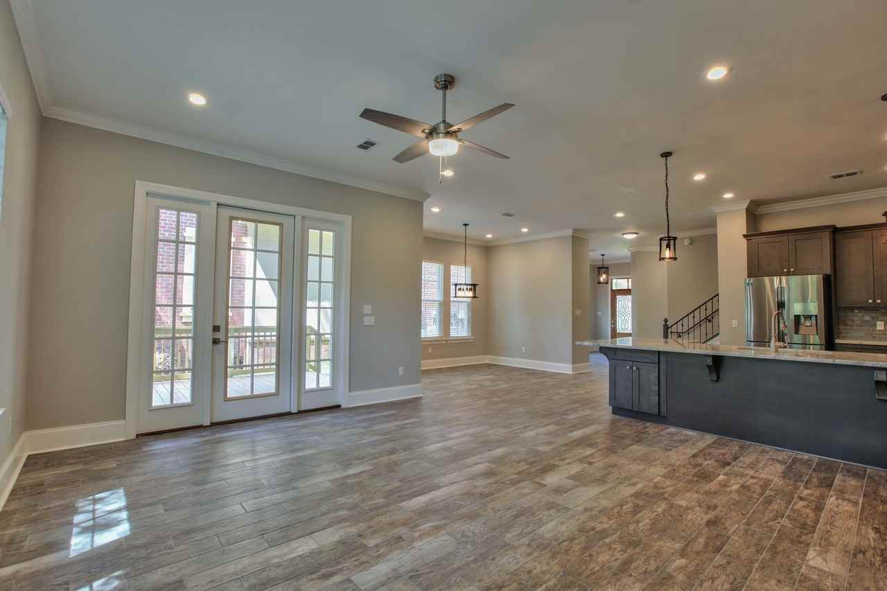 1817 Ashley Hall Way - Photo 6 of 35