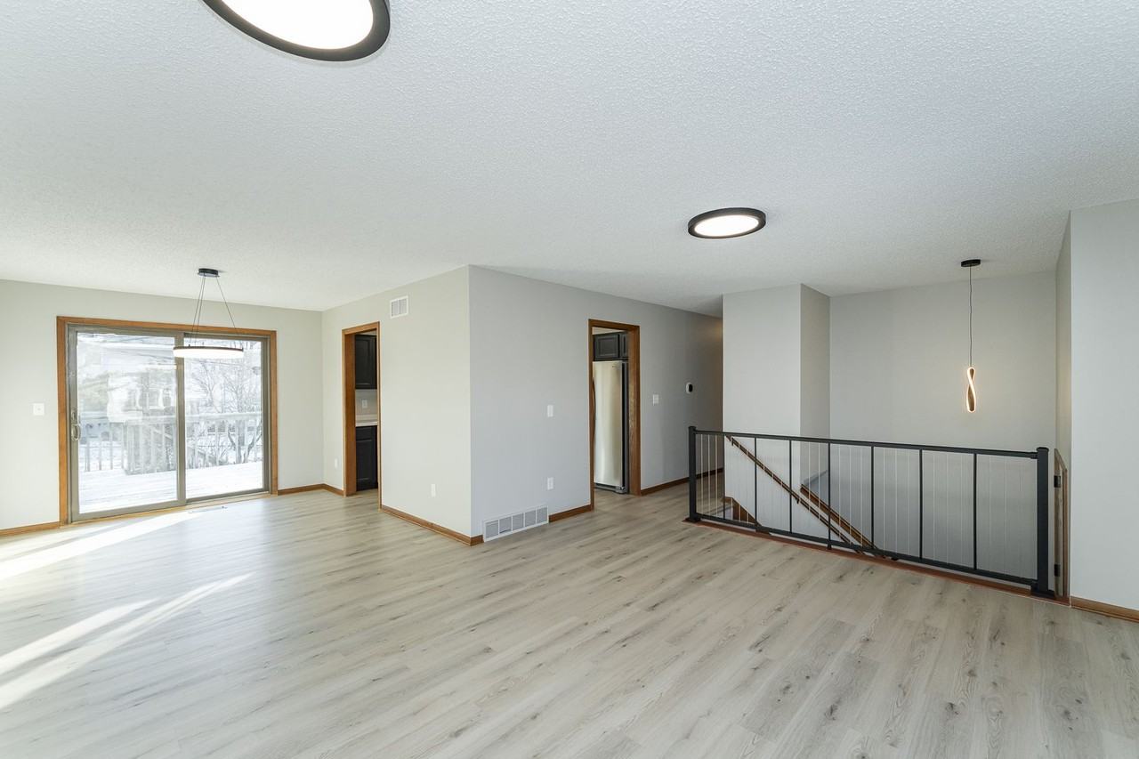 3012 16th Ave Nw - Photo 3 of 14