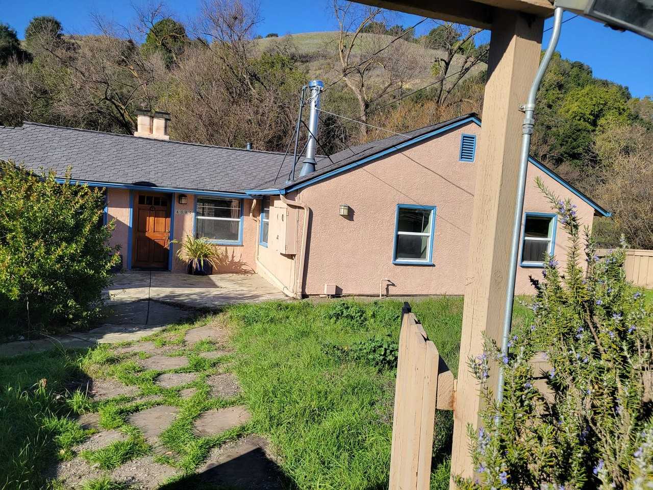 8086 Crow Canyon Rd - Photo 3 of 10