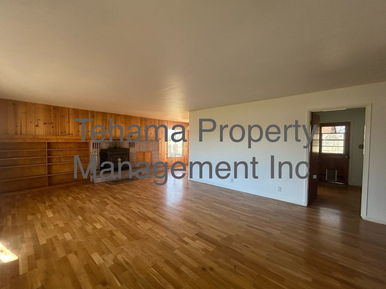 10337 State Highway 99e - Photo 3 of 21