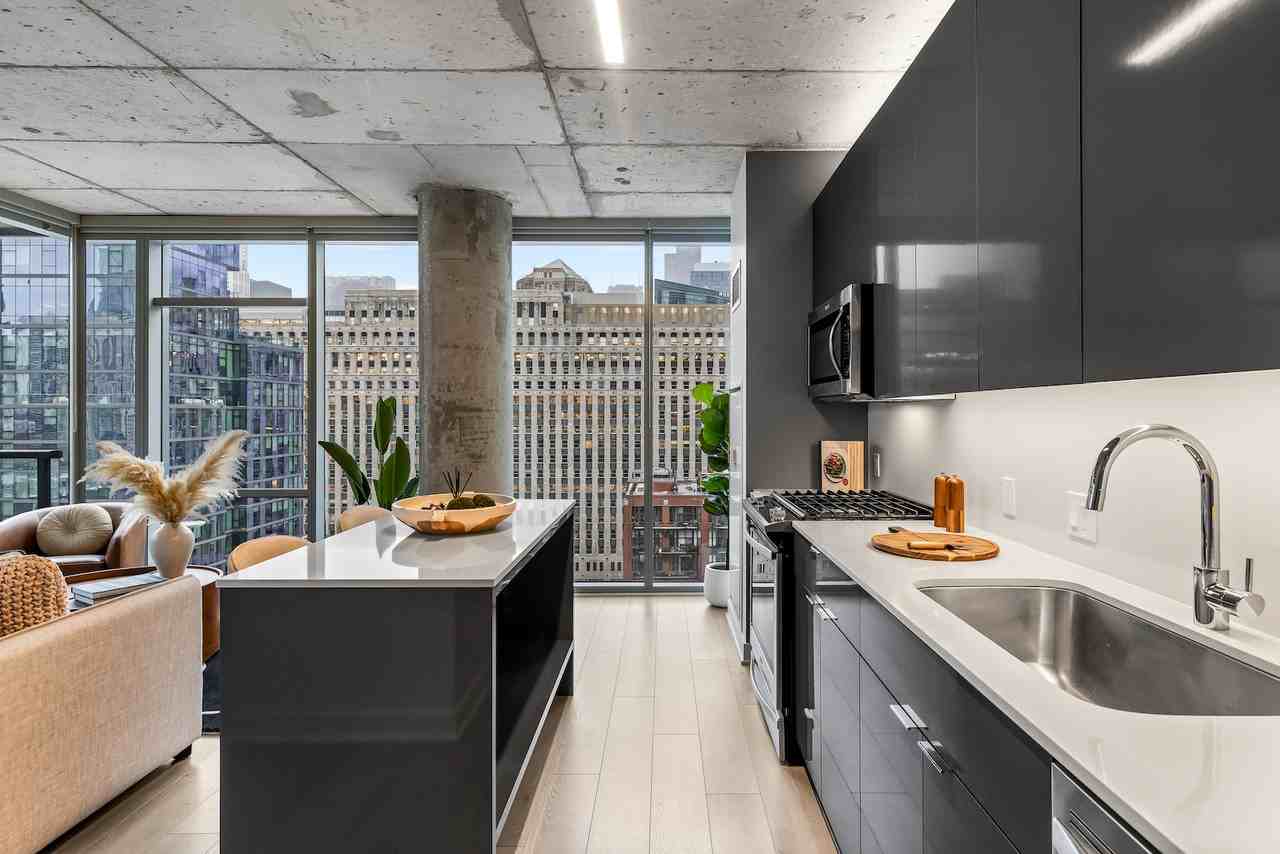 3Eleven - Photo 4 of 34