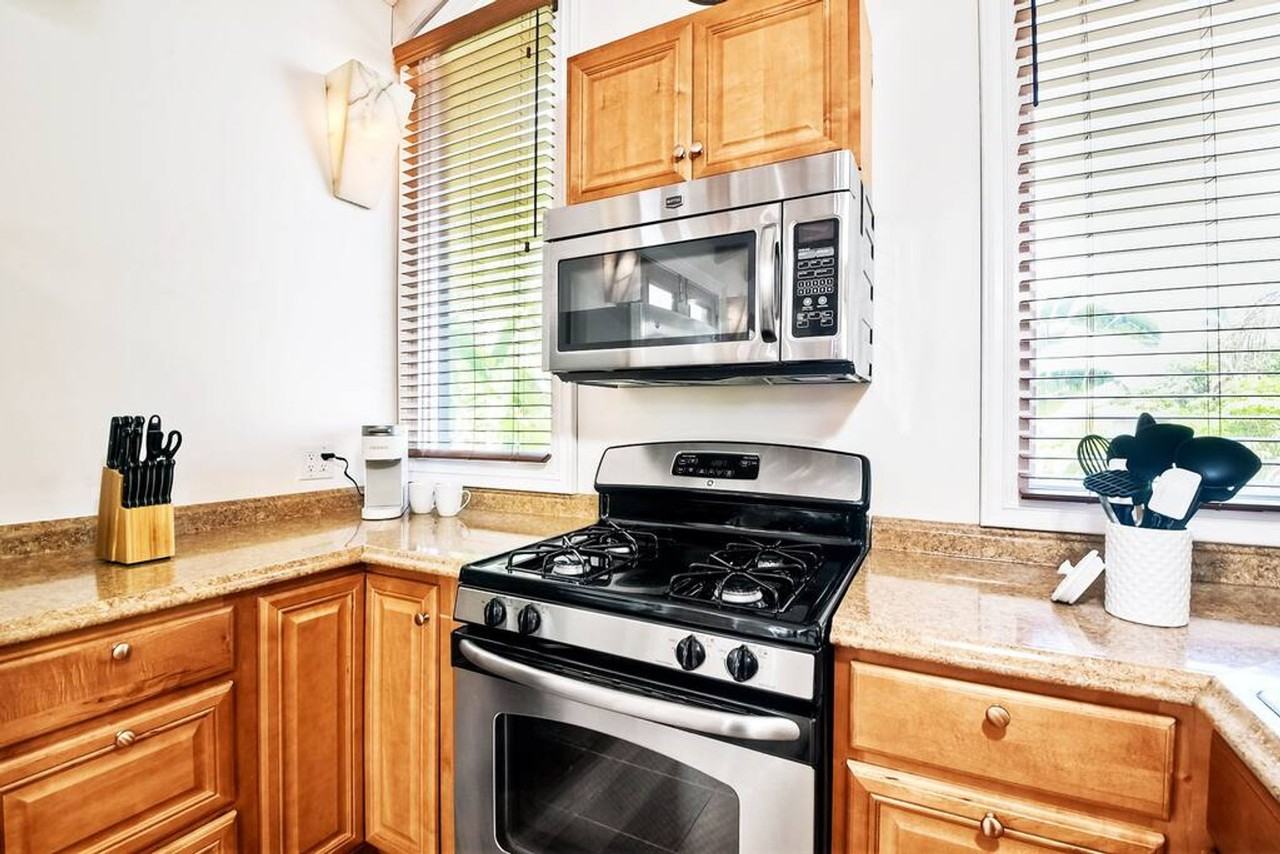 1445 Neptune Ave #1048649P - Photo 6 of 22