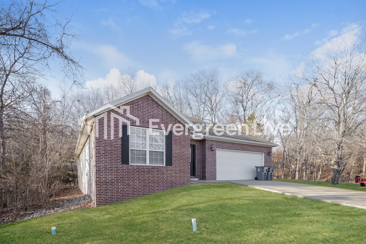 50 Sunderland Dr - Photo 2 of 15