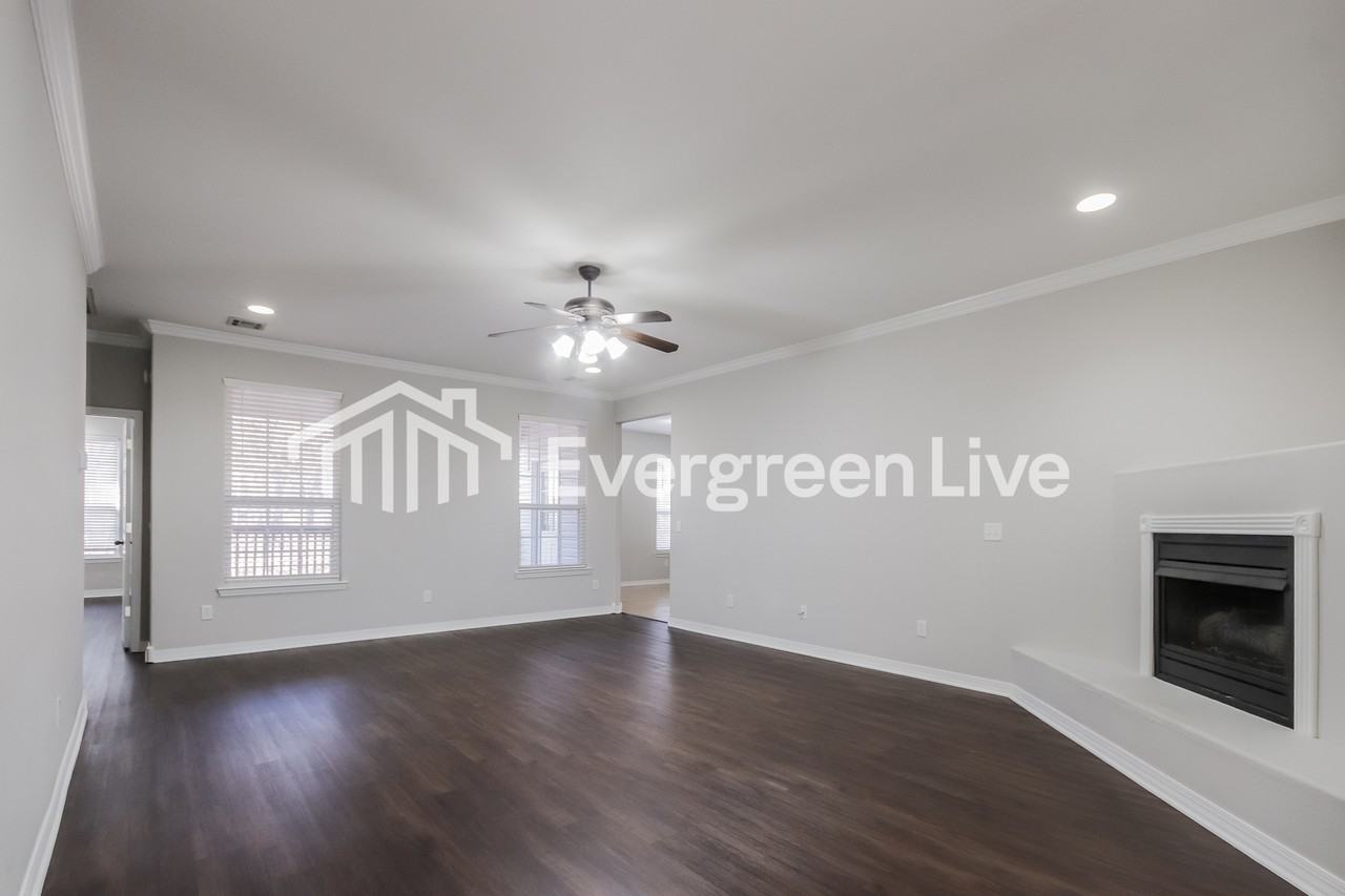 50 Sunderland Dr - Photo 4 of 15