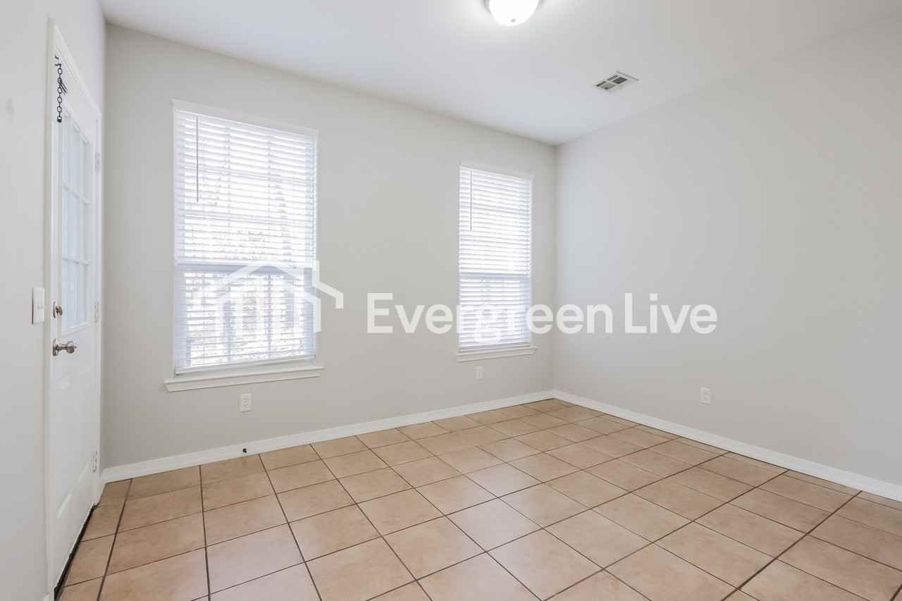 50 Sunderland Dr - Photo 6 of 15