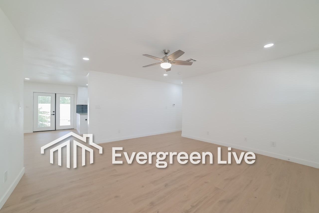 6615 W Coolidge St - Photo 3 of 18