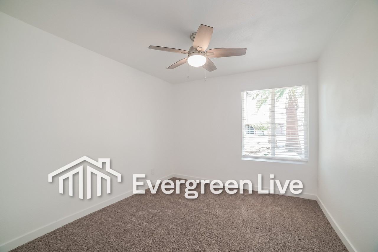 6615 W Coolidge St - Photo 7 of 18